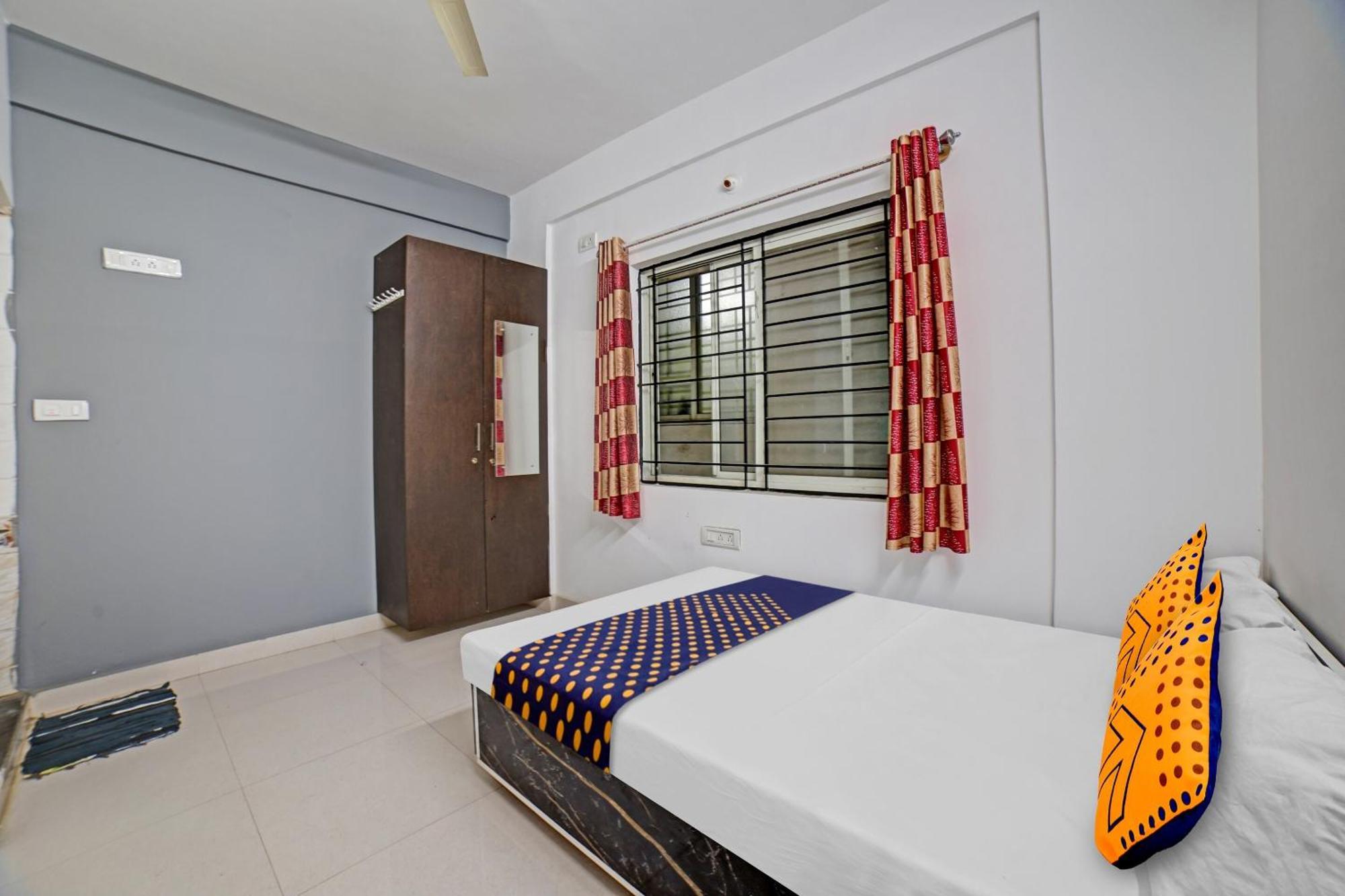 Spot On 81164 San International Hotel Bangalore Exteriör bild
